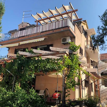 Apartments Anka I Kresimir Срима Екстер'єр фото