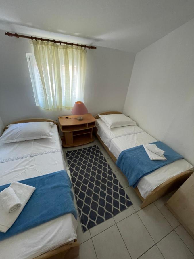Apartments Anka I Kresimir Срима Екстер'єр фото