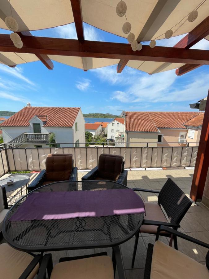 Apartments Anka I Kresimir Срима Екстер'єр фото